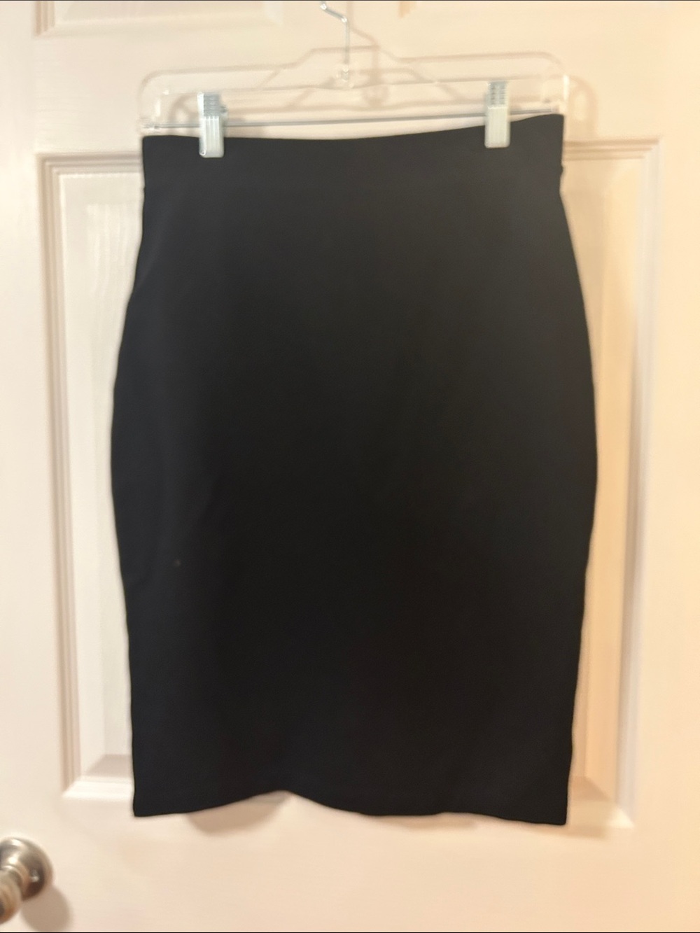 Liz Claiborne midrise pencil skirt S